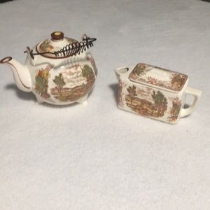 Jewel teapot creamer w/country scene & floral spray vintage made in Japan